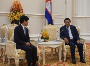カンボジア訪問(フン・セン首相表敬)